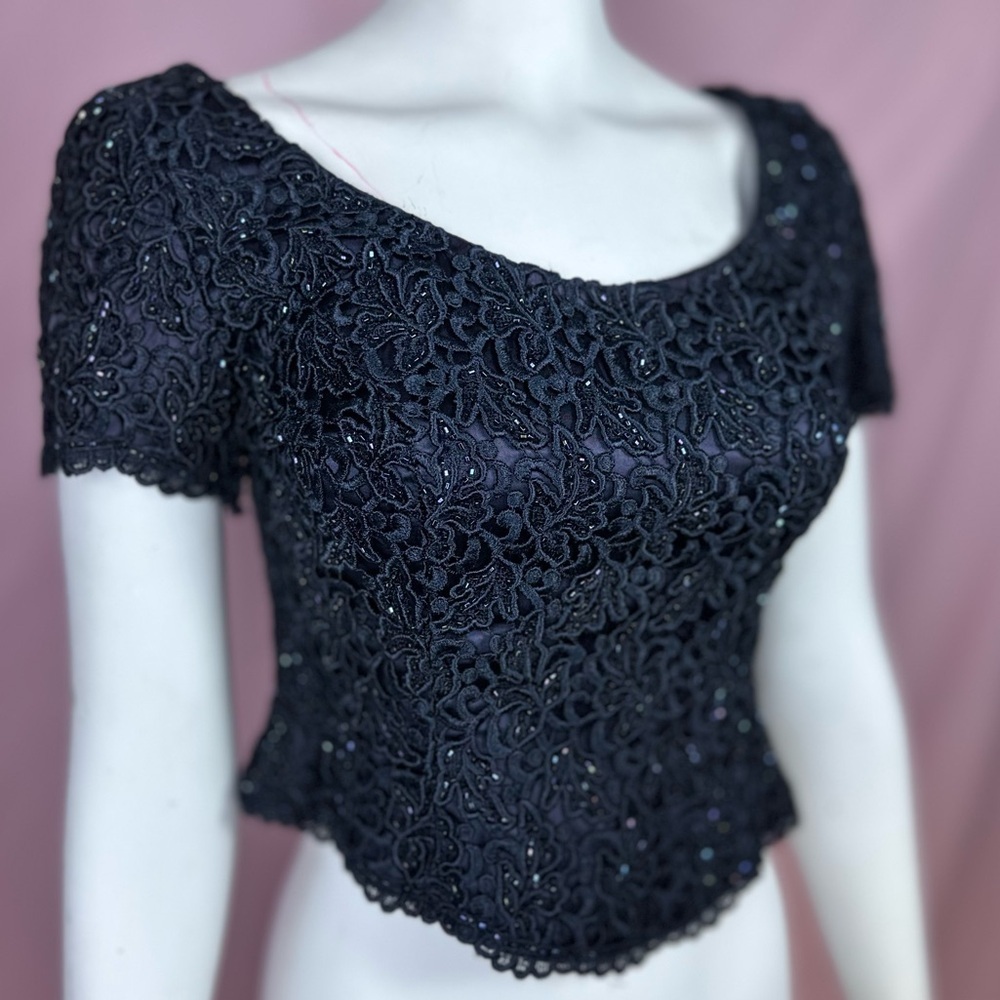 HTF Carmen Marc Valvo Petite beaded blue short-sleeve formal top, size 6 - Picture 7 of 16